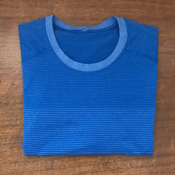 Men’s Lululemon Jersey Tee Shirt - Picture 2 of 5